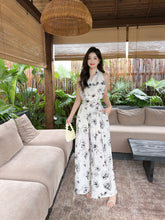 Load image into Gallery viewer, 【海岸花影】独家定制Coastal Florals Flowing Printed Pants印花垂坠感阔腿裤 (Pants Only)