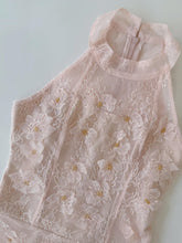 Load image into Gallery viewer, 【花羽微光】高定系列 Blossom Wings Lace Dress(DRESS Only)