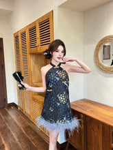 Load image into Gallery viewer, 【星河金羽】高定系列 鸵鸟毛新中式礼服
Galaxy Feather Couture 裙子(Dress Only)