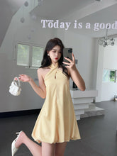 Load image into Gallery viewer, 【缎影花漾】 独家定制 Satin Bloom Halter Dress 连衣裙(DRESS Only)