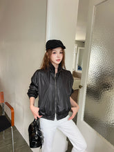 Load image into Gallery viewer, 【雪映珍语】独家定制 Pearl Pocket White Denim Pants 高腰珍珠牛仔长裤(PANTS Only)