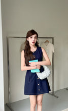 Load image into Gallery viewer, 【暮屿金线】独家定制 Golden Stitch Denim Dress 金杏车线A字洋装(DRESS Only)