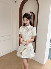 Load image into Gallery viewer, 【梅香迎春】 独家定制 Blooming Grace Jacquard Skirt 梅花绣织锦百褶短裙 (SKIRT Only)