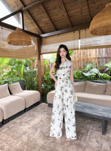 Load image into Gallery viewer, 【海岸花影】独家定制Coastal Florals Printed Top 印花上衣 (Top Only)