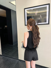 Load image into Gallery viewer, 【极简轻奢】独家定制 Classic Gold Button Tailored Shorts 金扣高腰西装短裤(SHORTS Only)