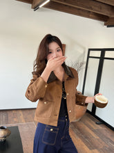 Load image into Gallery viewer, 【雅奢流金】 高定系列 Opulent Suede Contrast Jacket 拼接麂皮外套 (JACKET Only)