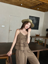 Load image into Gallery viewer, 【暮野微风】独家定制 Mocha Breeze Linen Cami 亚麻镂空背心(TOP Only)