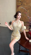 Load image into Gallery viewer, 【南洋花序】高定系列 情侣装 Nanyang Blossom Couple Series 南洋锦纹 · 男装 (TOP Only)