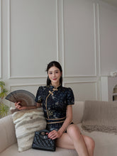 Load image into Gallery viewer, 【星河金羽】高定系列 全家福套装 Golden Plumage Family Set 女童裙子(DRESS Only)
