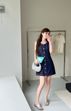 Load image into Gallery viewer, 【暮屿金线】独家定制 Golden Stitch Denim Dress 金杏车线A字洋装（DRESS Only）
