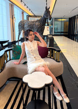 Load image into Gallery viewer, 【霜华映羽】 高定系列 Frosted Grace Feather Qipao 珍珠羽裳缎面新中式旗袍连衣裙 (DRESS Only)
