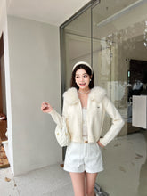 Load image into Gallery viewer, 【雪绒暖雾】 高定系列 Snowy Aura Fur Knit Jacket 狐狸毛绒连帽针织外套 (JACKET Only)
