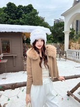 Load image into Gallery viewer, 【雪绒暖雾】 高定系列 Snowy Aura Fur Knit Jacket 狐狸毛绒连帽针织外套 (JACKET Only)
