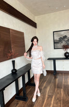 Load image into Gallery viewer, 【霜绫月曦】 高定系列 Frosted Silklight Two-Piece Set 冰绫轻奢新中式套装 (SET Only)
