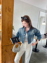 Load image into Gallery viewer, 【雪映珍语】独家定制 Pearl Pocket White Denim Pants 高腰珍珠牛仔长裤（PANTS Only）
