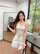 Load image into Gallery viewer, 【绮影流光】 独家定制 Gilded Silhouette High-Waist Shorts 高腰西装短裤 (PANTS Only)
