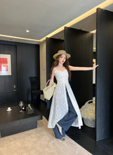 Load image into Gallery viewer, 【墨蓝轻奢】 高定系列 Indigo Pearl Tweed Denim 珍珠编织牛仔阔腿长裤（PANTS Only）
