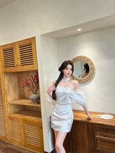 Load image into Gallery viewer, 【霜绫月曦】 高定系列 Frosted Silklight Two-Piece Set 冰绫轻奢新中式套装 (SET Only)
