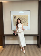 Load image into Gallery viewer, 【杏瑞垂曜】 独家定制 缎光鱼尾长裙
Satin Mermaid Skirt 裙子(SKIRT Only)
