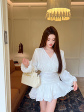 Load image into Gallery viewer, 【鎏光轻语】高定系列 Luminous Whisper Island Silk Dress 海岛丝鎏金连身裙（DRESS Only）
