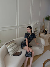 Load image into Gallery viewer, 【星河金羽】高定系列 全家福套装 Golden Plumage Family Set 女童裙子(DRESS Only)
