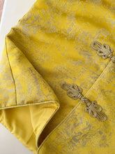 Load image into Gallery viewer, 【金绣盛礼】高定系列 情侣装 Golden Brocade Qipao Set 男装 (TOP Only)
