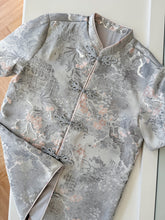 Load image into Gallery viewer, 【梅影春柔】高定系列 全家福套装 Plum Blossom Family Set 男装(TOP Only)
