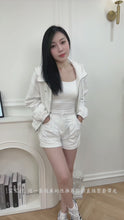 Load and play video in Gallery viewer, 【云感轻奢】 高定系列 Ivory Leisure Luxe Shorts 亚麻轻感高腰短裤（SHORTS Only）
