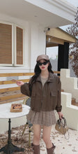 Load and play video in Gallery viewer, 【摩卡秋风】 高定系列 Mocha Breeze Faux-Leather Jacket 夹克（JACKET Only）
