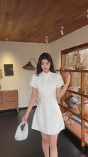 Load and play video in Gallery viewer, 【秋简流光】 独家定制 Autumn Radiance Button Dress 西装连衣裙 (DRESS Only)
