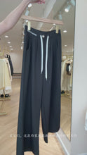 Load and play video in Gallery viewer, 【暗调序章】独家定制 Noir Prelude Wide Leg Pants 刺绣西装阔腿长裤（PANTS Only）
