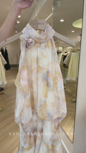 Load and play video in Gallery viewer, 【暖雾花屿】高定系列 Golden Bloom Halter Dress 晕染花瓣裤裙洋装（DRESS Only）
