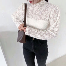 Load image into Gallery viewer, LACE TURTLENECK TOP
