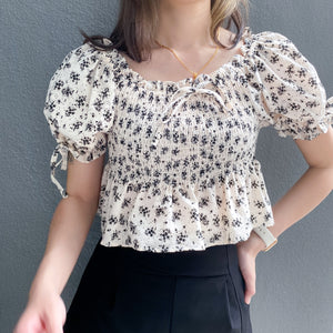 FLORAL PUFF SLEEVE SHORT TOP